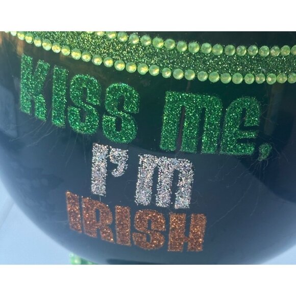 Kiss Me I'm Irish Glittery Large Stemmed Drinking Cup w/Shamrock 40 oz. 9" Tall - Picture 5 of 12